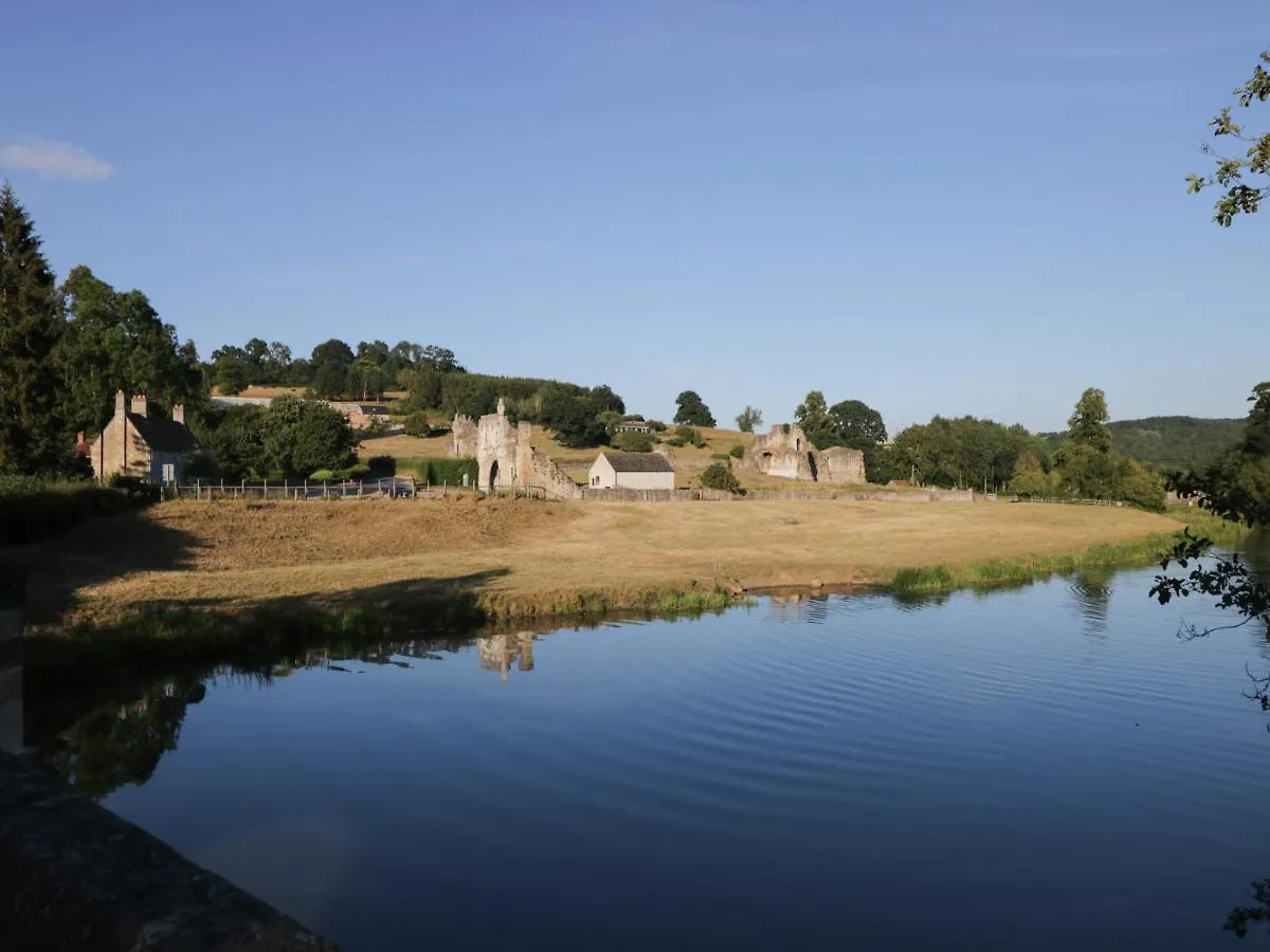 2 Crosslands Villa York Feriehus